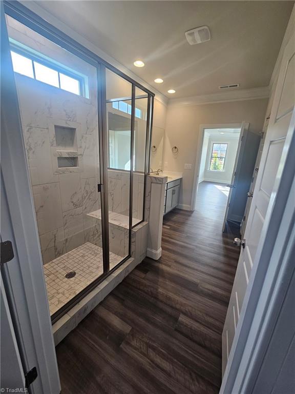 1520 Oakbluffs Drive