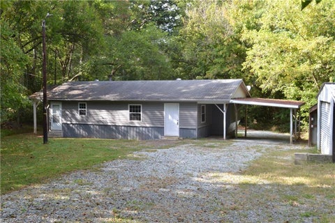 Mobile Home For Sale - 1278 Carolina Street<br/> Graham, NC 27253