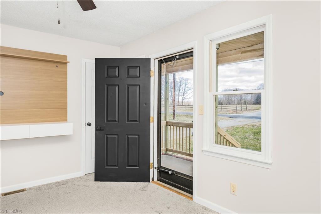 276 Pleasant Acre Drive, Mocksville, North Carolina image 3