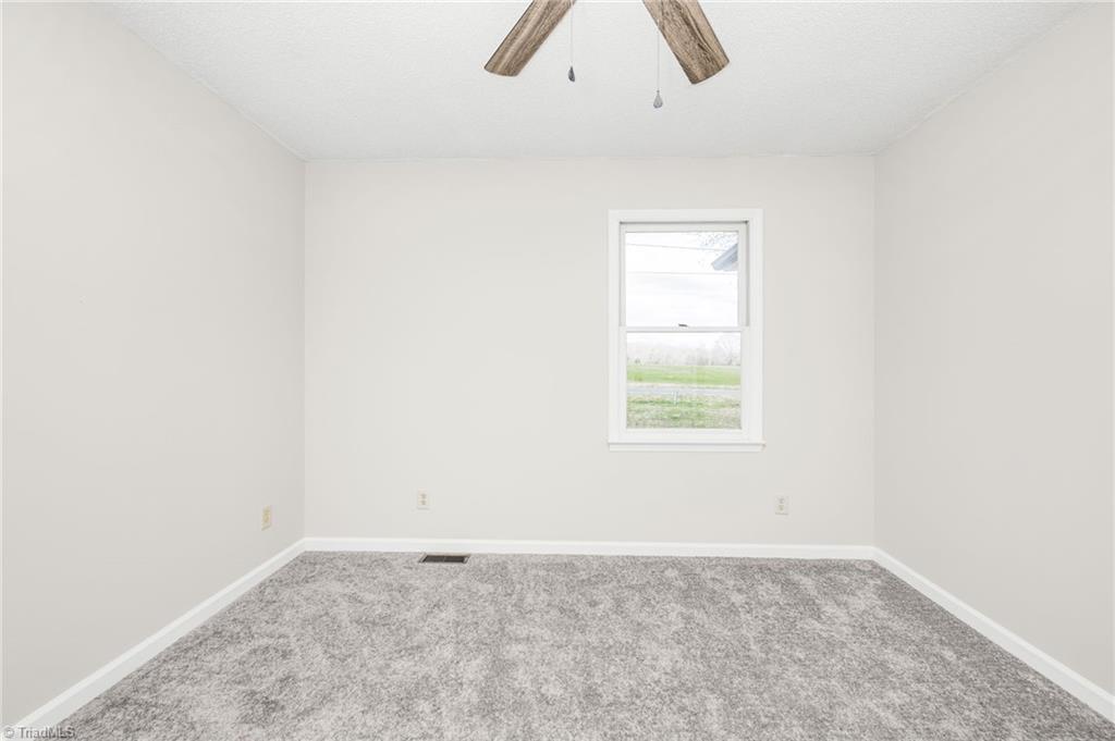 276 Pleasant Acre Drive, Mocksville, North Carolina image 14