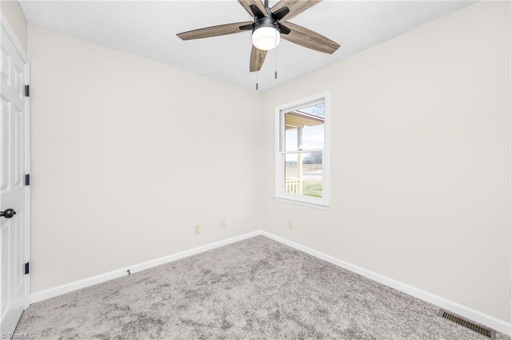 276 Pleasant Acre Drive, Mocksville, North Carolina image 17