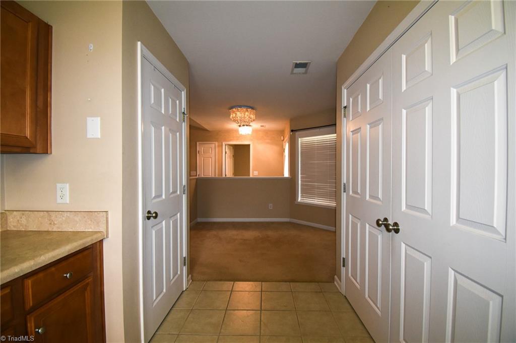 Photo 5 of 11 of 5609 Roundup Circle townhome