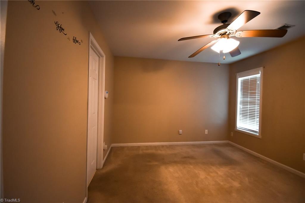 Photo 10 of 11 of 5609 Roundup Circle townhome