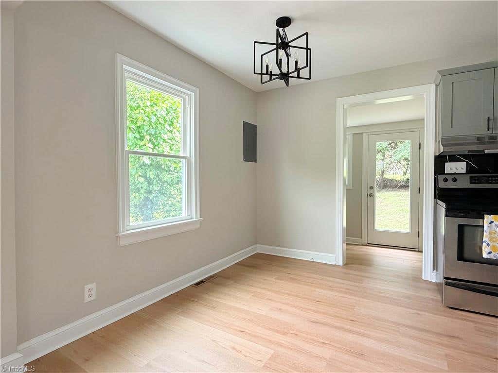 Photo of 1510 Davis Avenue, High Point, NC 27260 (MLS # 1231376)