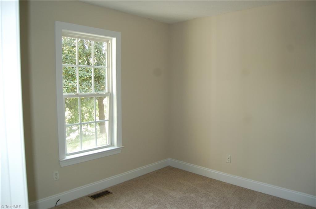 1705 Lucas Avenue, Greensboro, North Carolina image 7