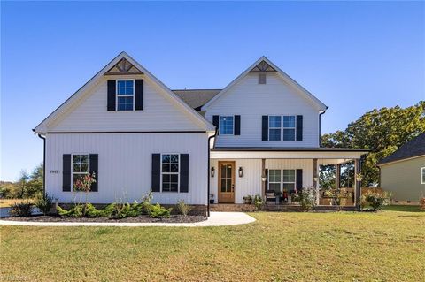 Homes For Sale - 8442 Fairgrove Church Road<br/> Browns Summit, NC 27214