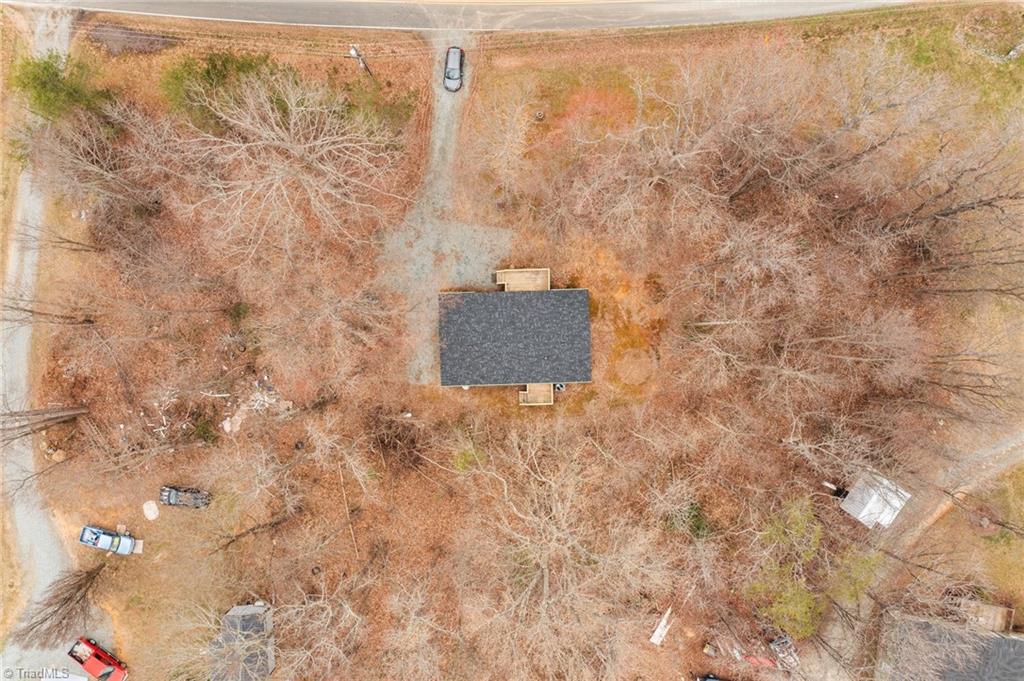 Photo 10 of 44 of 3246 Gilliam Church Road mobile home