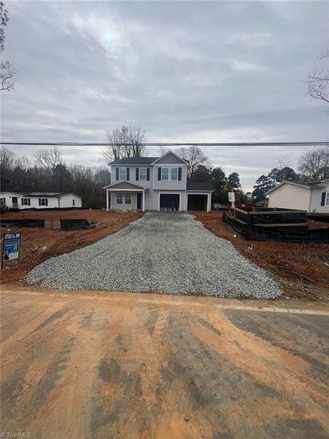 Homes For Sale - 1130 W Holt Street<br/> Mebane, NC 27302