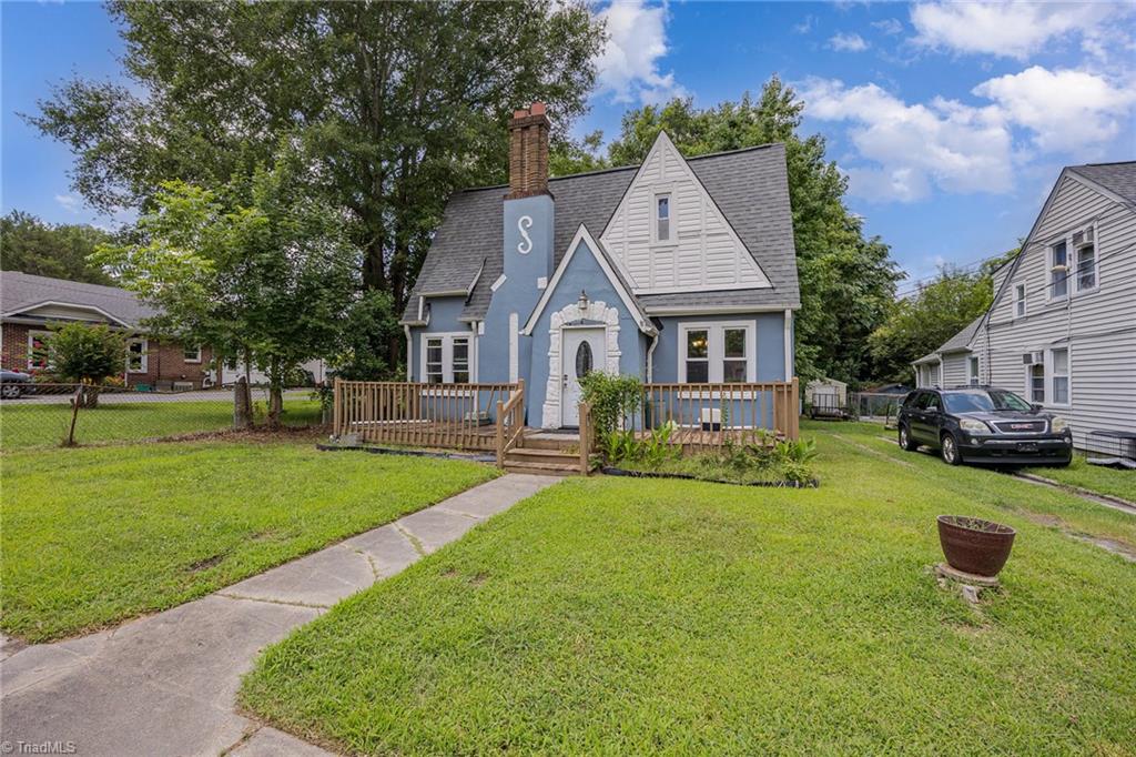 4 Elliott Drive