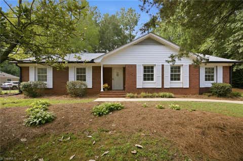 Homes For Sale - 1045 S Magnolia Street<br/> Iredell County, Mooresville, NC 28115