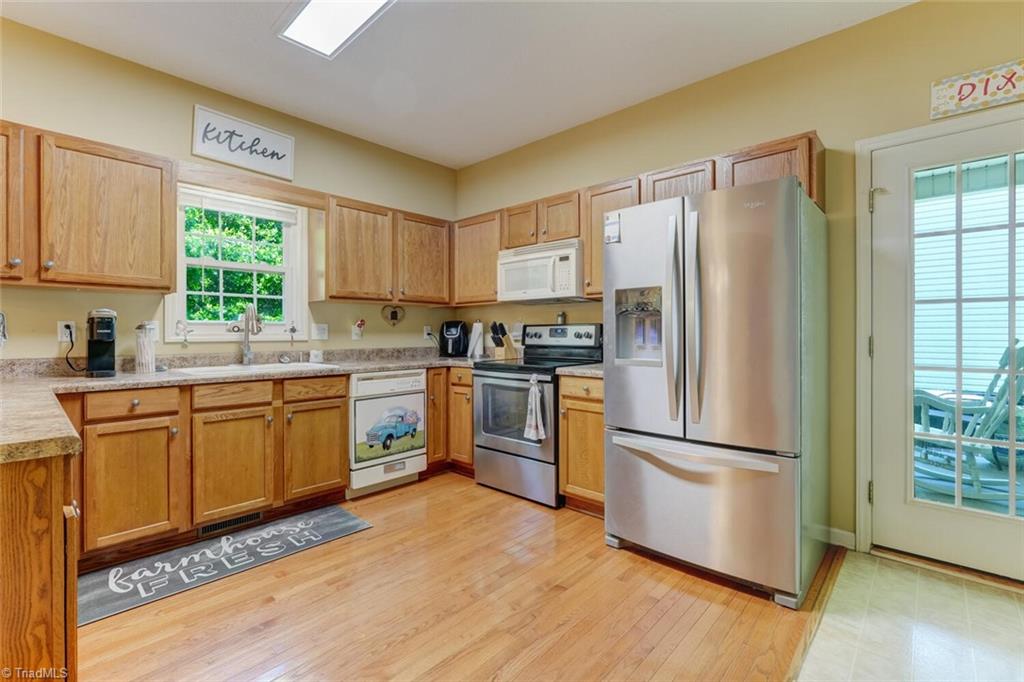 306 Meadowview Lane, Eden, North Carolina image 14