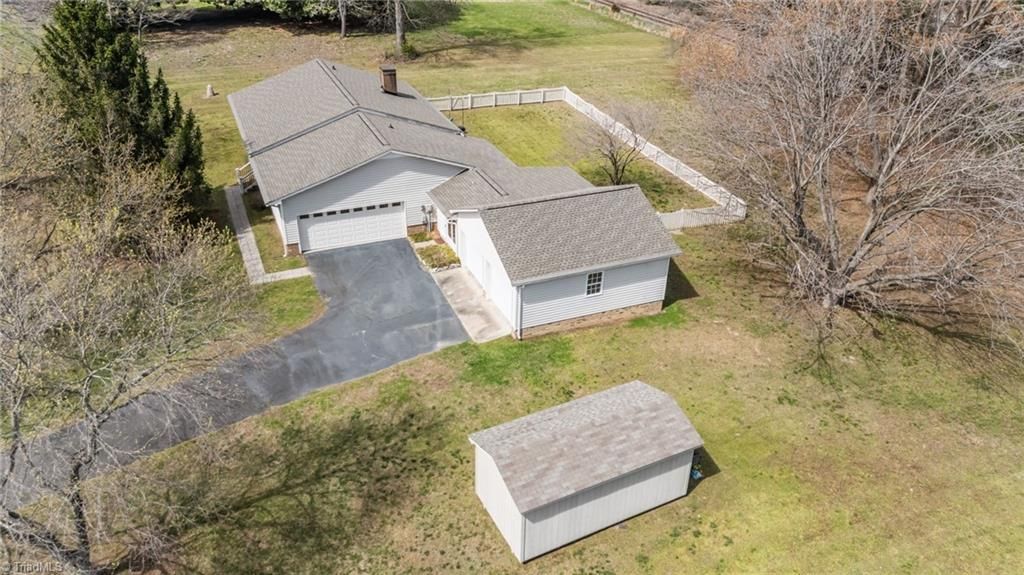 Photo of 3368 Old Glenola Road, Archdale, NC 27263 (MLS # 1212958)