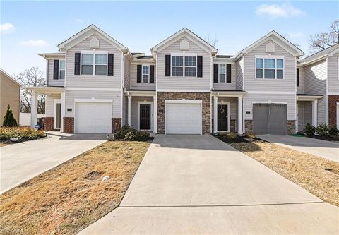 Townhouse For Sale - 5679 Carrington Court<br/> Trinity, NC 27370