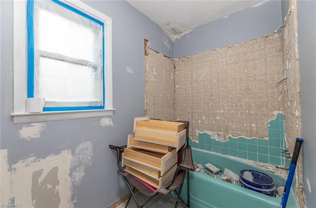 1414 Henri Street, Mount Airy, North Carolina image 35