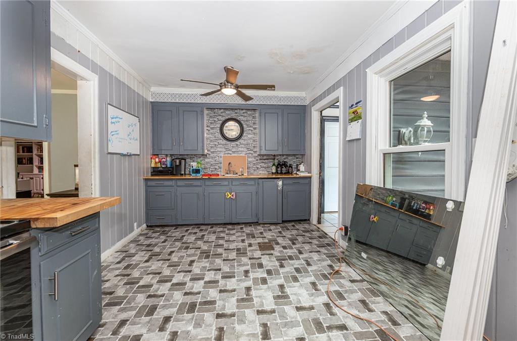 1414 Henri Street, Mount Airy, North Carolina image 13