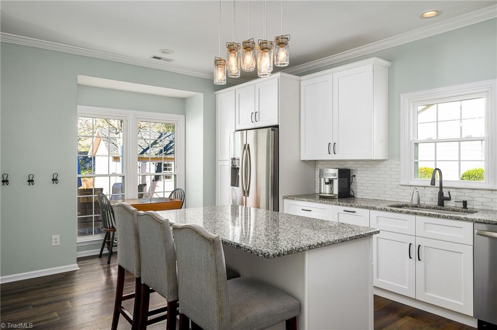 2311 Meadow Gate Drive, Greensboro, North Carolina image 10