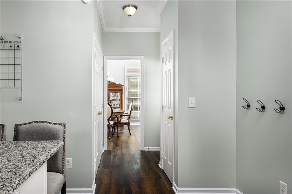 2311 Meadow Gate Drive, Greensboro, North Carolina image 12