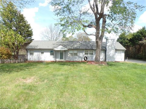 Homes For Sale - 4543 Pleasant Garden Road<br/> Guilford County, Greensboro, NC 27406