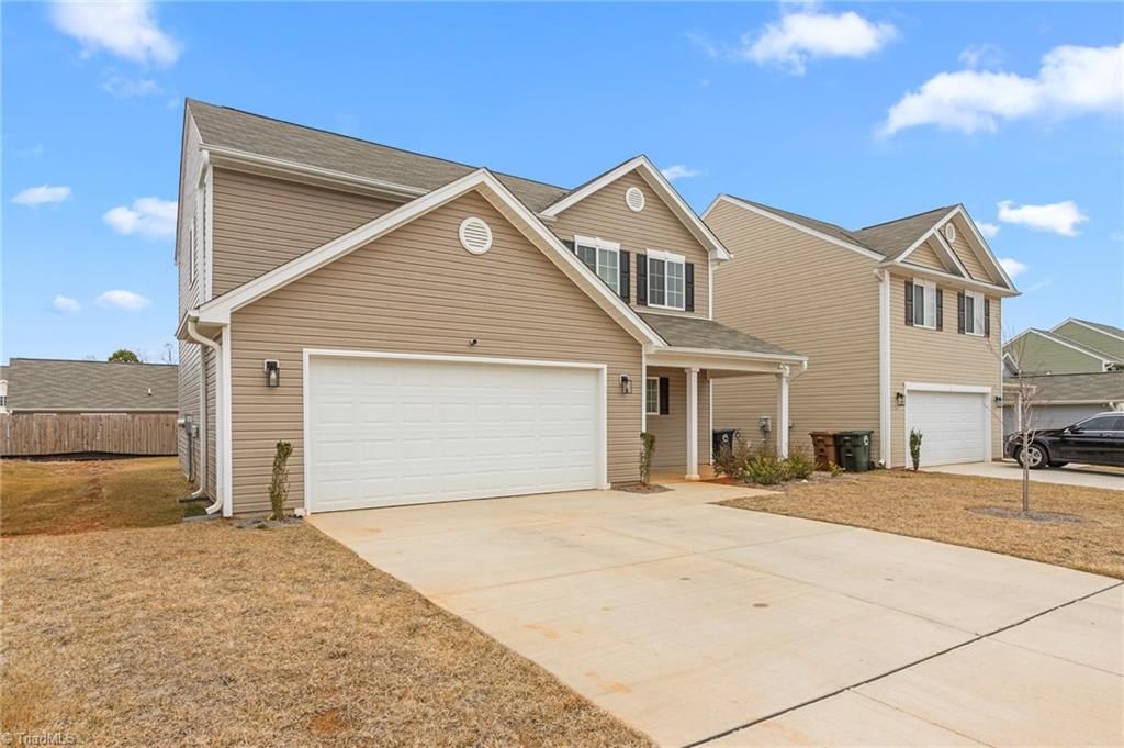 Photo of 3907 Arcola Way, Greensboro, NC 27405 (MLS # 1218590)
