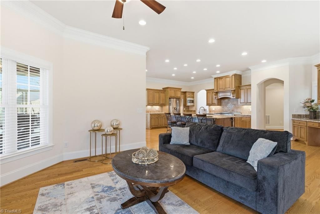 Photo of 1326 Lochshire Drive, Burlington, NC 27215 (MLS # 1212567)