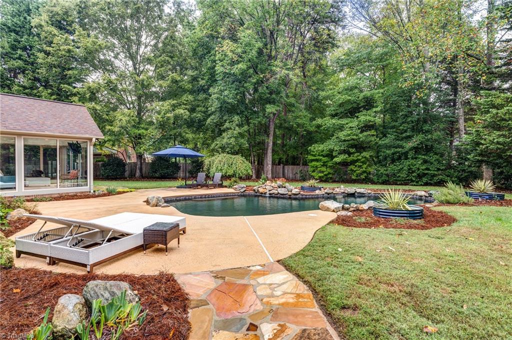 1504 Heathcliff Road