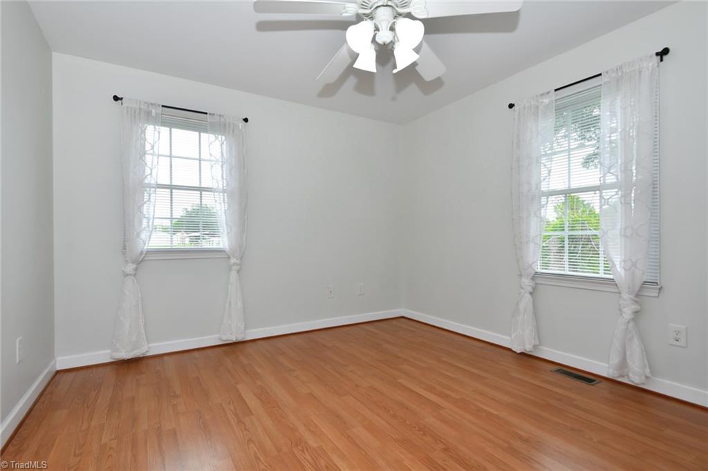 Elon, North Carolina 27244, United States, 2 Bedrooms Bedrooms, ,2 BathroomsBathrooms,Residential,Pending,184379