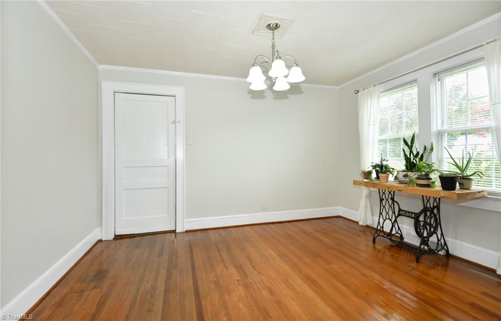 Elon, North Carolina 27244, United States, 2 Bedrooms Bedrooms, ,2 BathroomsBathrooms,Residential,Pending,184379