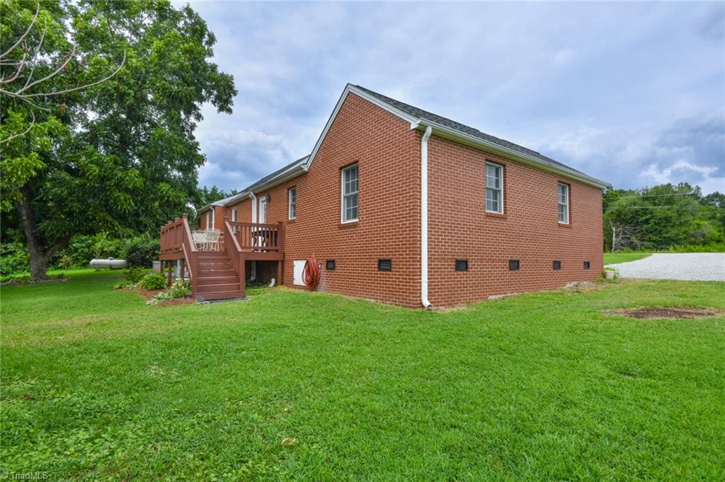 Elon, North Carolina 27244, United States, 2 Bedrooms Bedrooms, ,2 BathroomsBathrooms,Residential,Pending,184379