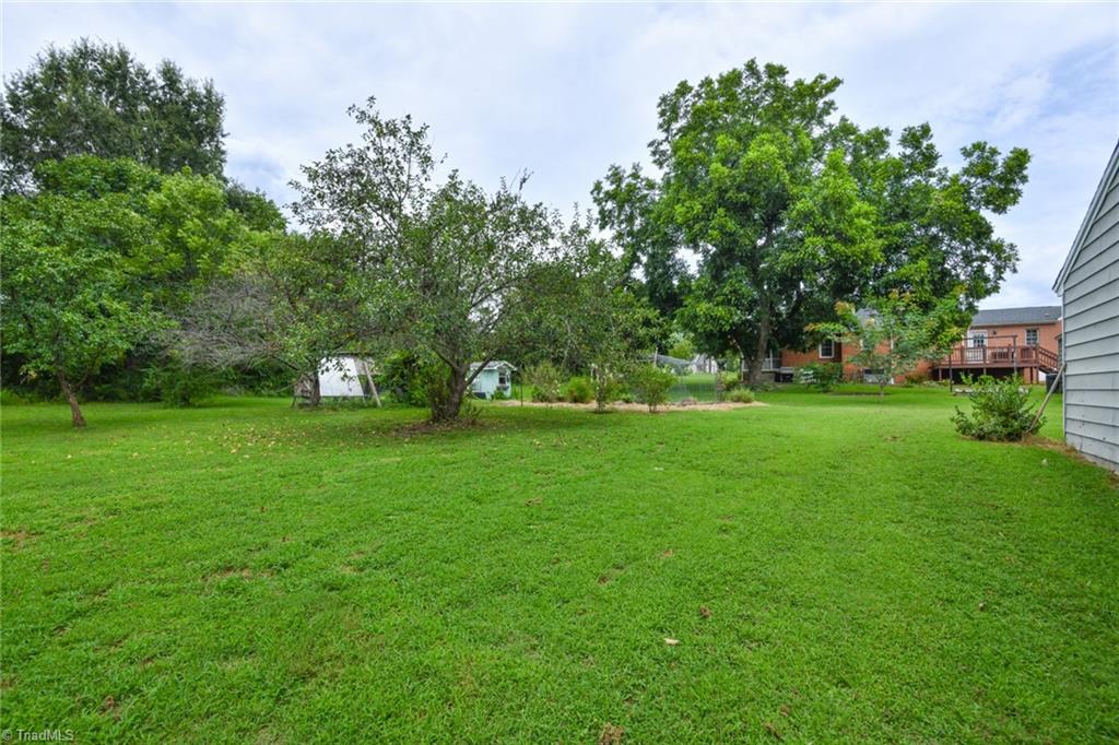 Elon, North Carolina 27244, United States, 2 Bedrooms Bedrooms, ,2 BathroomsBathrooms,Residential,Pending,184379