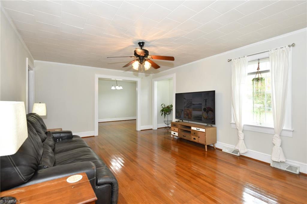 Elon, North Carolina 27244, United States, 2 Bedrooms Bedrooms, ,2 BathroomsBathrooms,Residential,Pending,184379