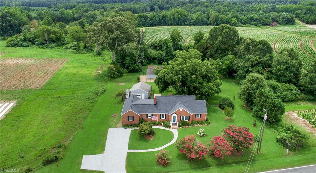 Elon, North Carolina 27244, United States, 2 Bedrooms Bedrooms, ,2 BathroomsBathrooms,Residential,Pending,184379