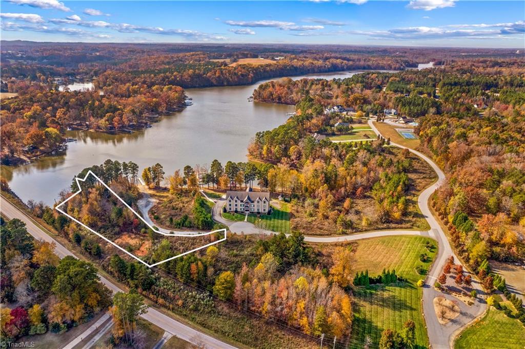 2005 Sunset Pointe Drive