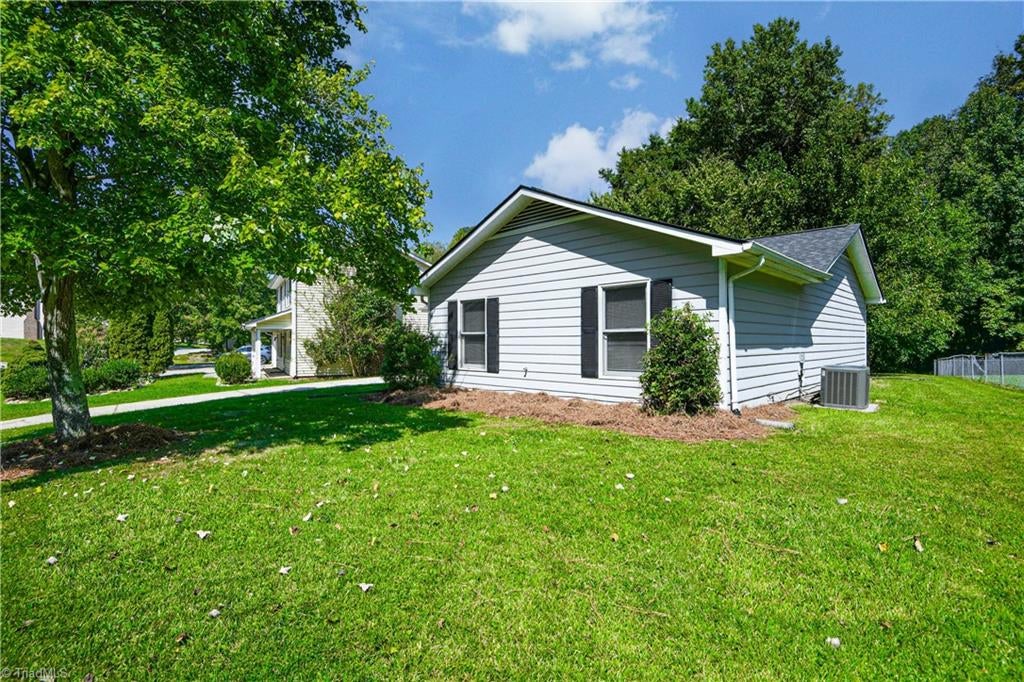 Photo of 3307 Twin Brooks Drive, Greensboro, NC 27407 (MLS # 1235696)