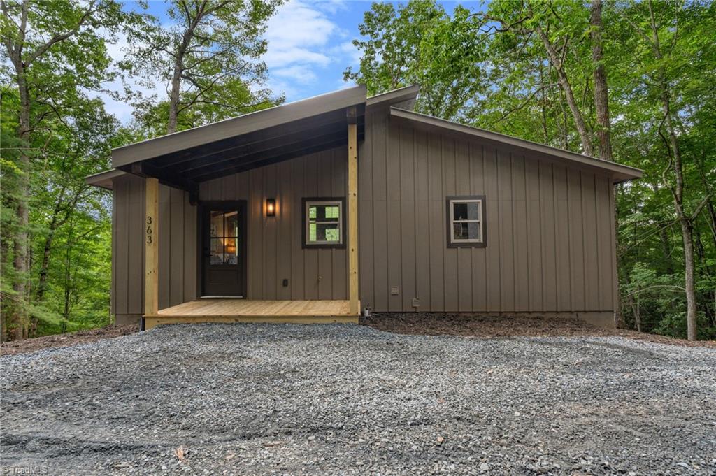 Photo of 363 Switchback Lane, West Jefferson, NC 28694 (MLS # 1234649)