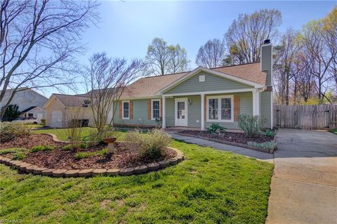 Homes For Rent - 4711 Eagle Rock Road<br/> Greensboro, NC 27410