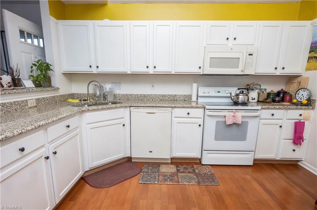 Photo of 10 Hudson Circle, Greensboro, NC 27410 (MLS # 1210387)