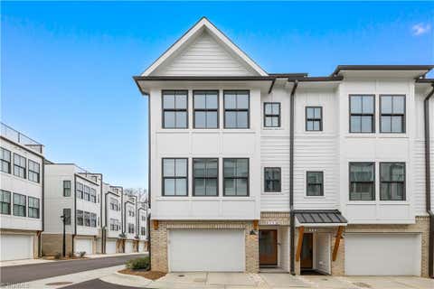 Townhouse For Sale - 1130 Pegram Crossing<br/> Mecklenburg County, Charlotte, NC 28205