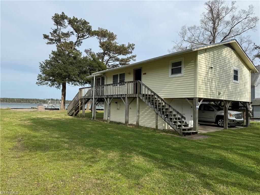 Photo of 197 S River Drive, Beaufort, NC 28516 (MLS # 1213805)