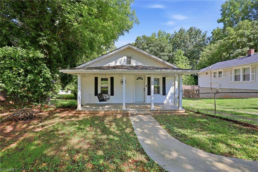 Photo of 1313 Fairfield Drive, Winston-Salem, NC 27127 (MLS # 1229276)