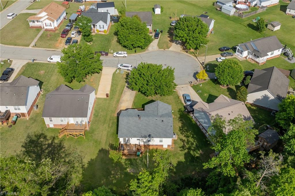 822 Central Court, High Point, North Carolina image 30