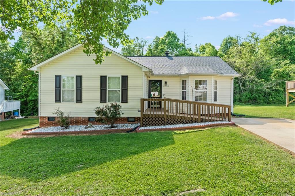 822 Central Court, High Point, North Carolina image 1