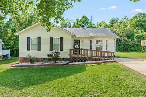 Photo for 822 Central Court