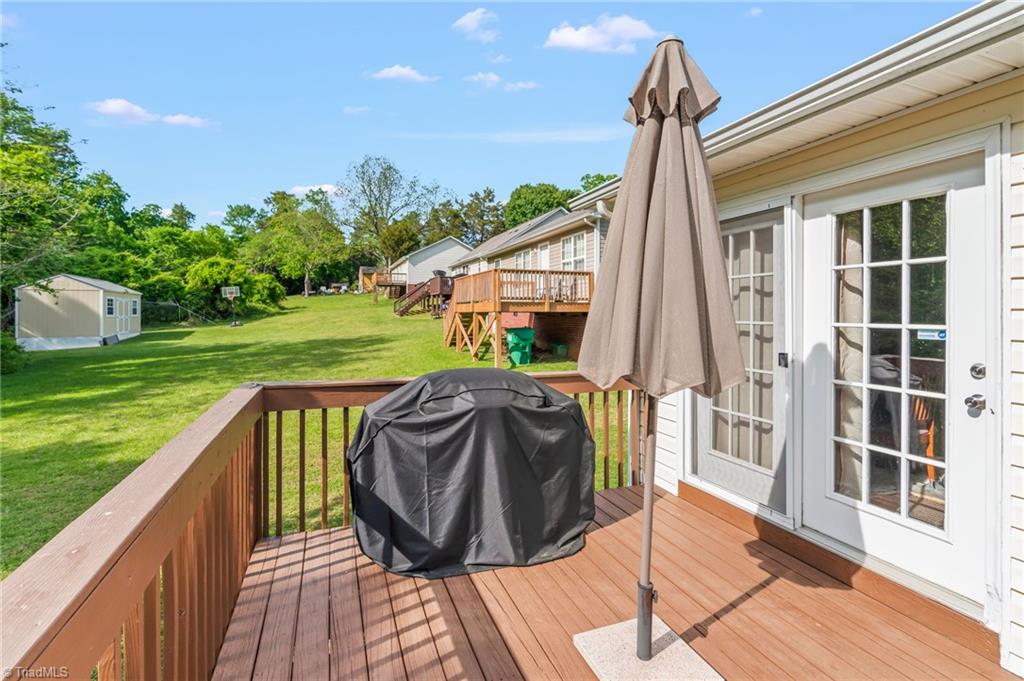822 Central Court, High Point, North Carolina image 24