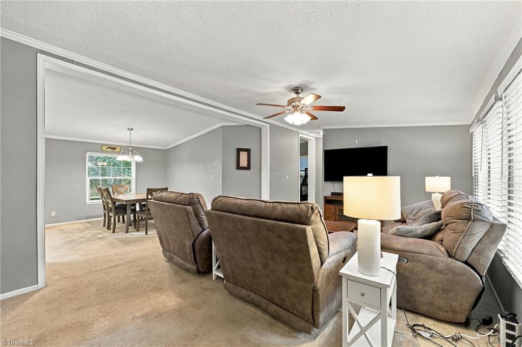 160 Forest Ridge Drive