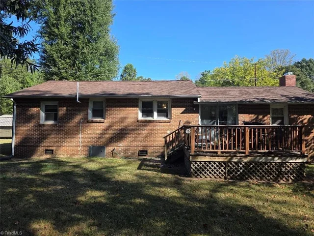 167 Django Drive, photo 2 of 9