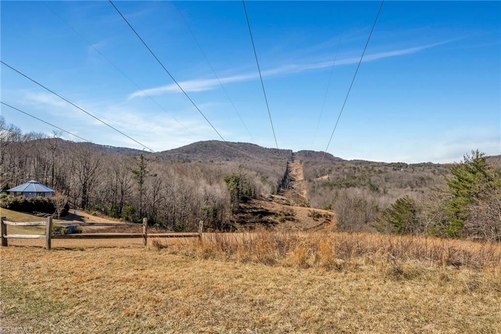 209 Grindstone Lane, Millers Creek, North Carolina image 5