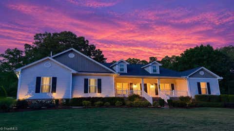 Homes For Sale - 1982 Wheeler Bridge Road<br/> Burlington, NC 27215