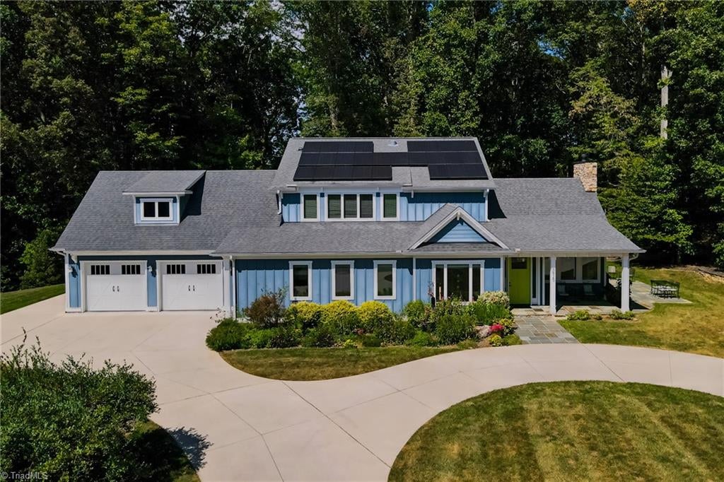 Photo of 3925 Thorndale Drive, Winston-Salem, NC 27106 (MLS # 1236333)