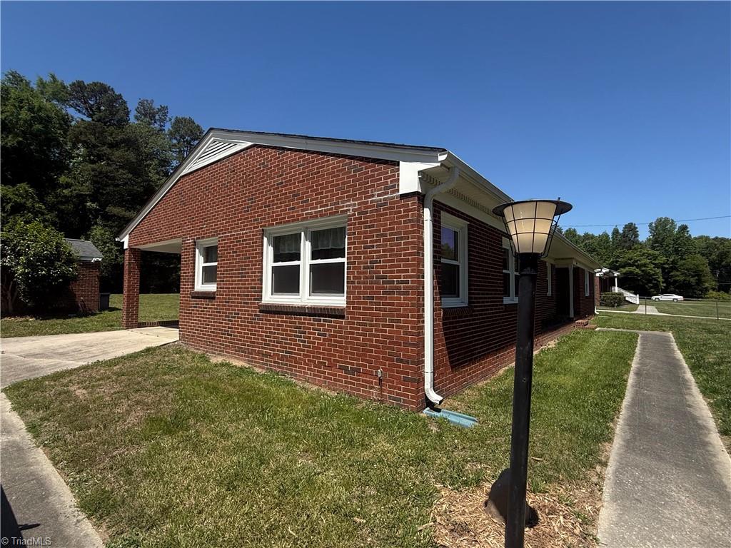 5812 Kings Court