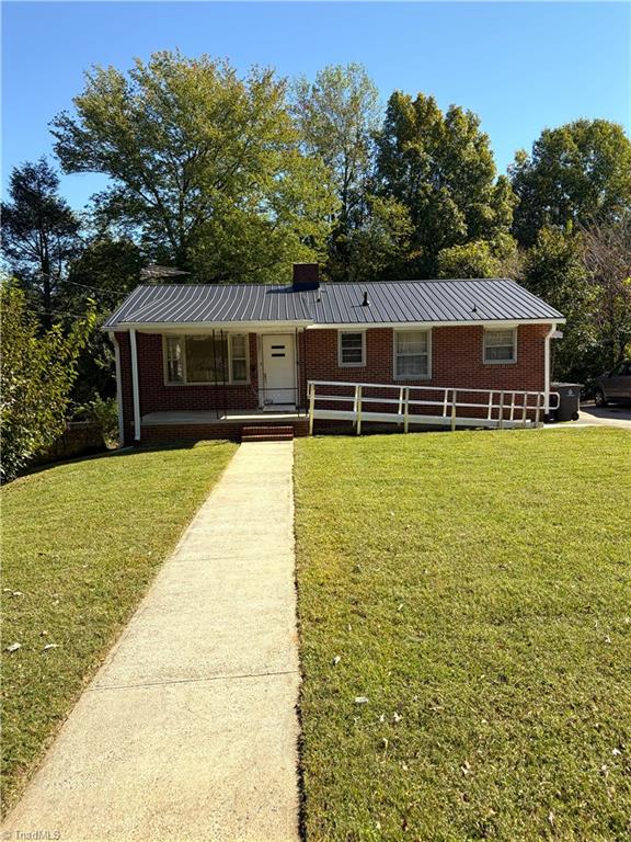Photo of 1409 Irving Street, Winston-Salem, NC 27103 (MLS # 1239009)